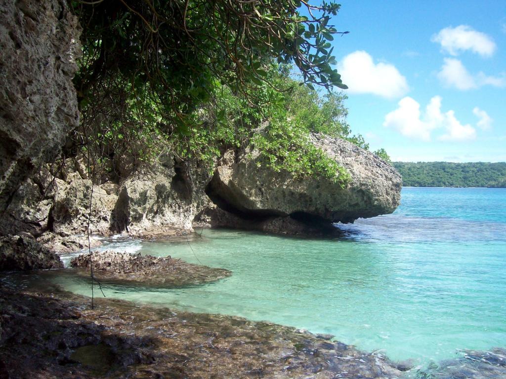 900 plus ft of waterfront with sea pool $39.9k US, Tonga ...